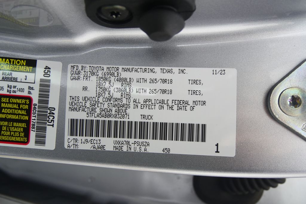 Thumbnail: 2024 Toyota Tundra - 27