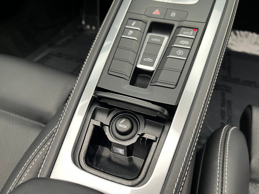 Thumbnail: 2024 Porsche 718 Boxster - 19