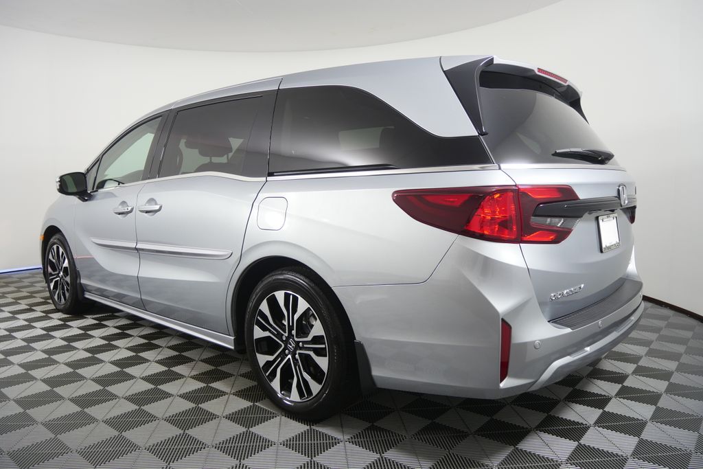 Thumbnail: 2025 Honda Odyssey - 3