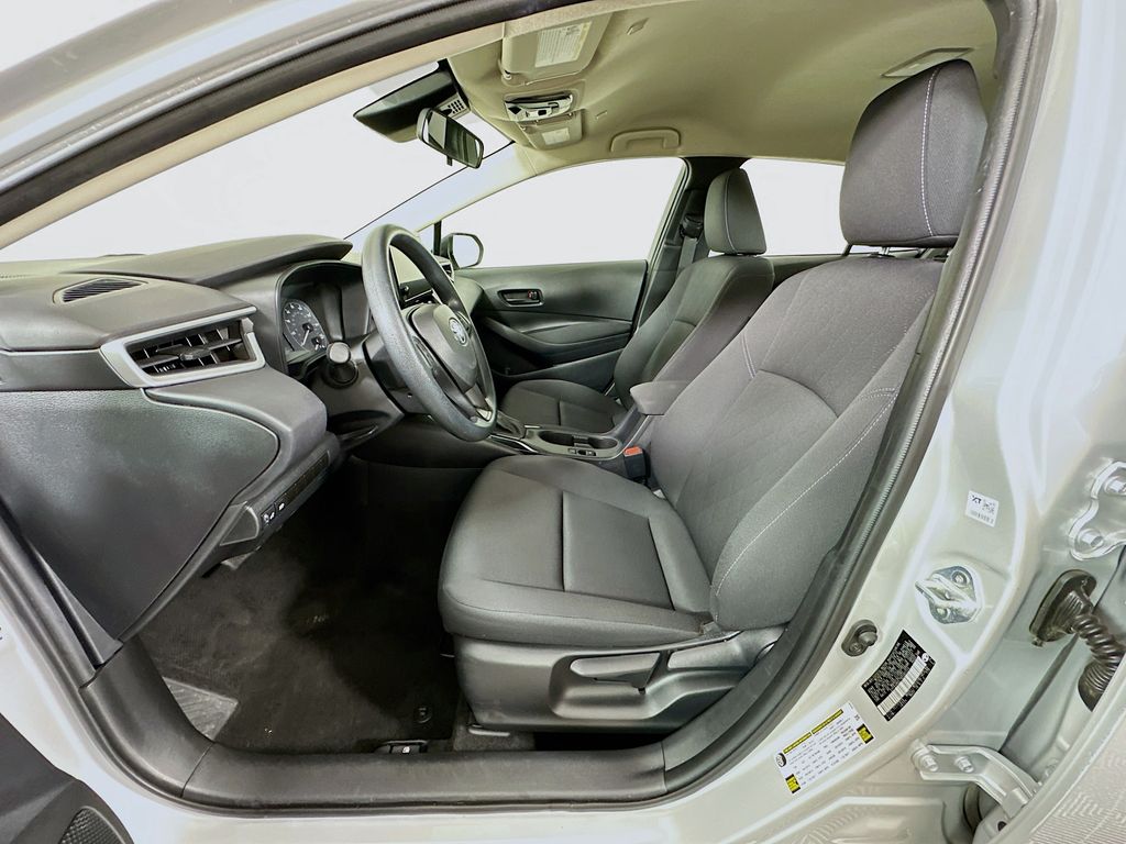 2024 Toyota Corolla LE 20