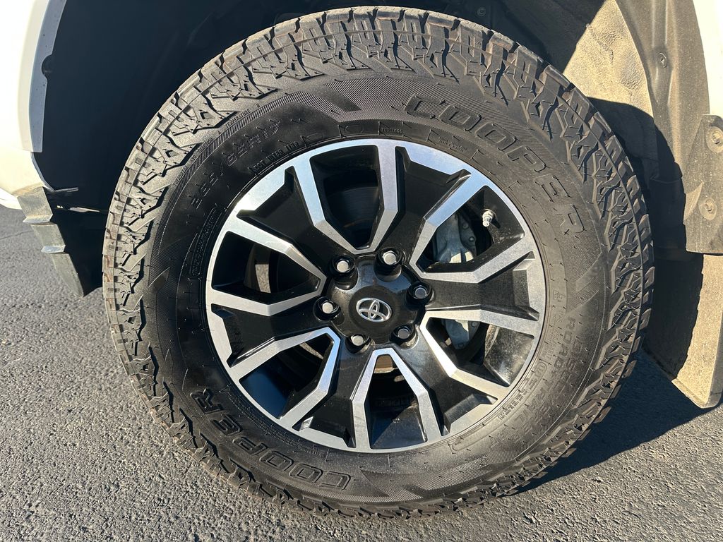 2020 Toyota Tacoma TRD Sport