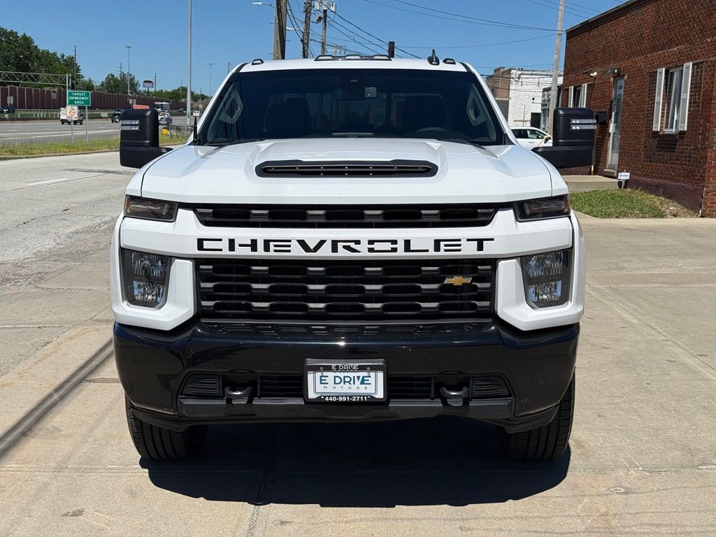 2021 Chevrolet Silverado 2500HD Custom - Image 2