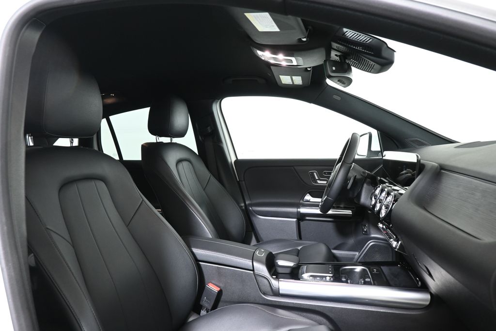 Thumbnail: 2023 Mercedes-Benz GLA - 26