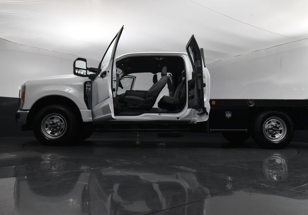 2023 Ford F-350 XL
