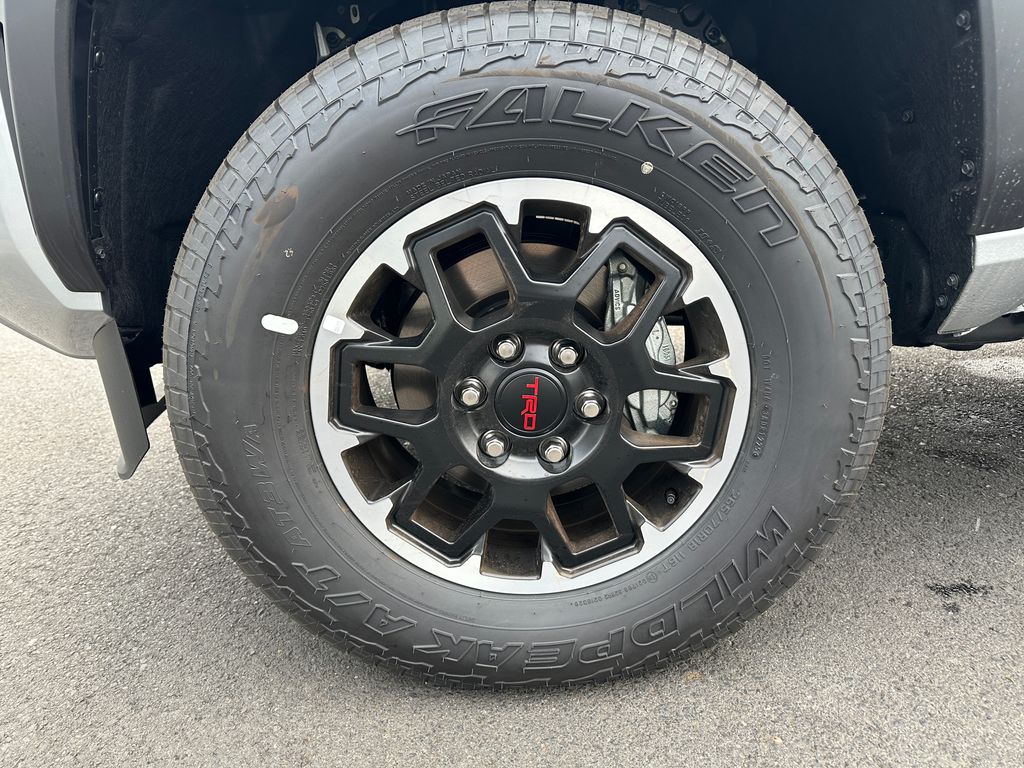 2025 Toyota Tacoma Hybrid TRD Off Road