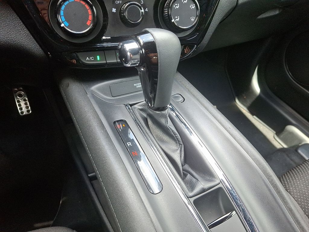 2022 Honda HR-V Sport 15