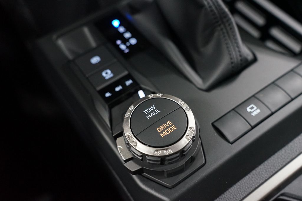 Thumbnail: 2026 Toyota 4Runner - 25