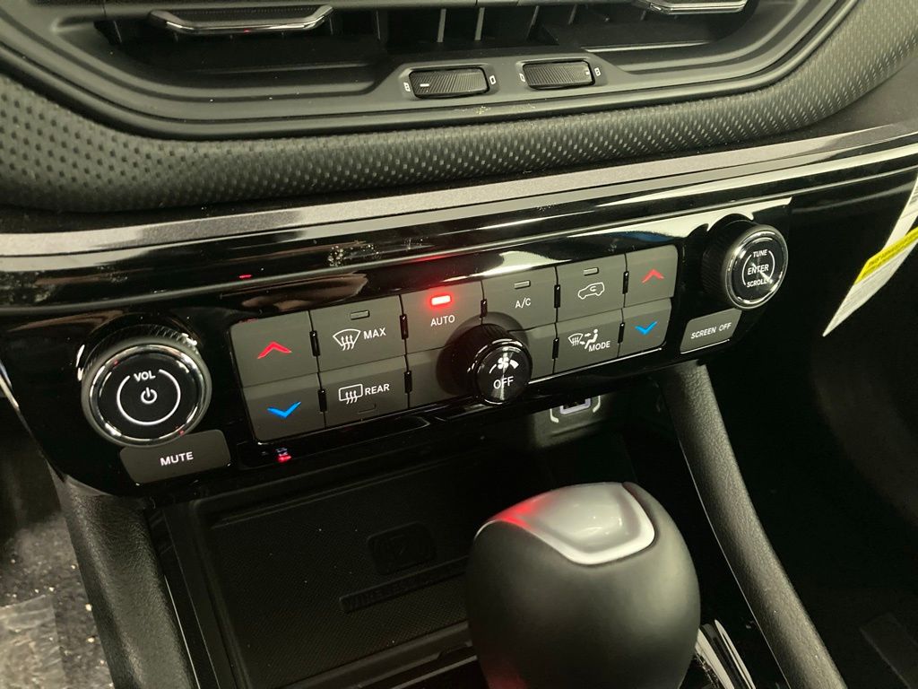 New 2026 Blue Jeep Latitude image 8