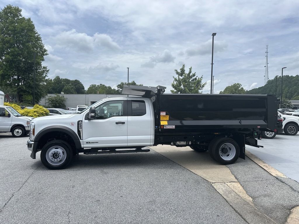 2024 Ford F-550SD  4