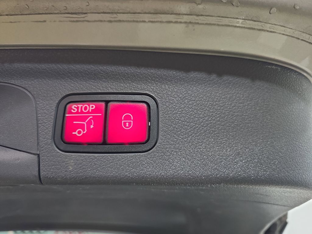 Used 2020 Silver Mercedes-Benz GLE 350 image 16