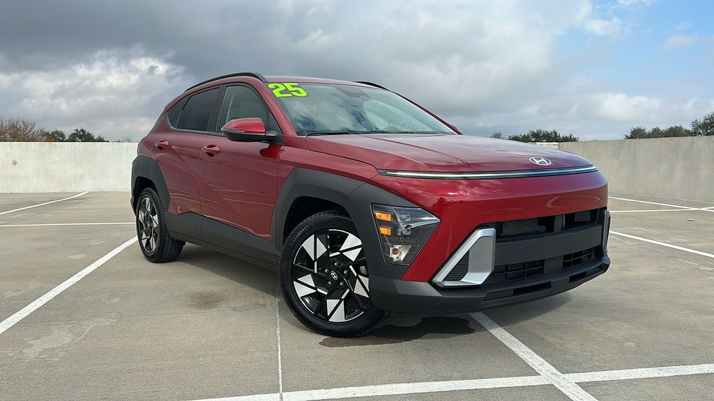 2025 Hyundai Kona SEL - 4