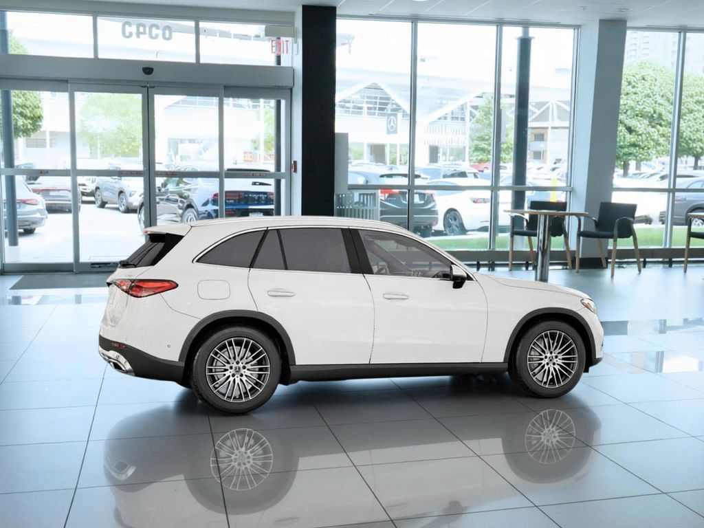 Thumbnail: 2026 Mercedes-Benz GLC - 17