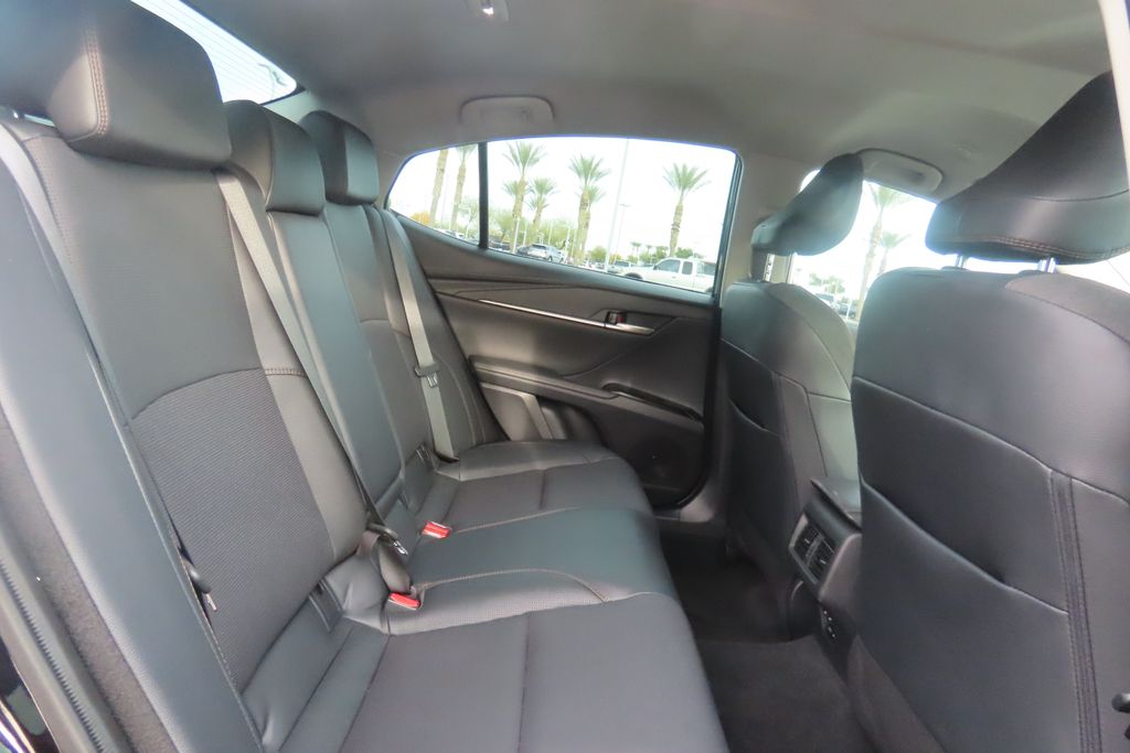 Thumbnail: 2025 Toyota Camry - 18