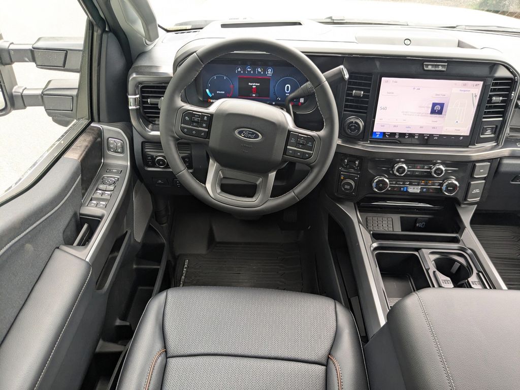 2026 Ford F-350 Super Duty LARIAT