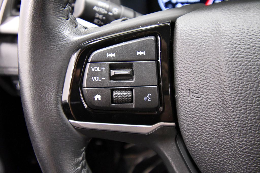 Used 2025 Honda Odyssey Van