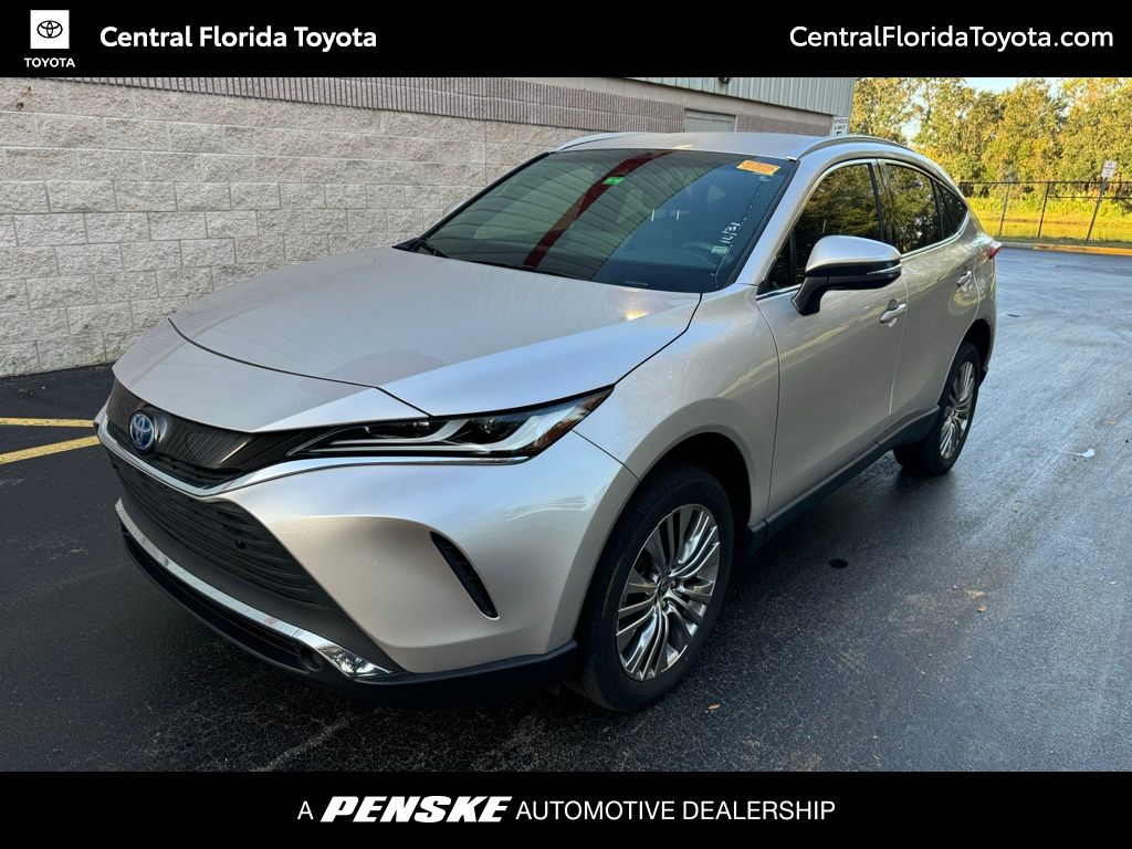 2022 Toyota Venza XLE -
                Orlando, FL