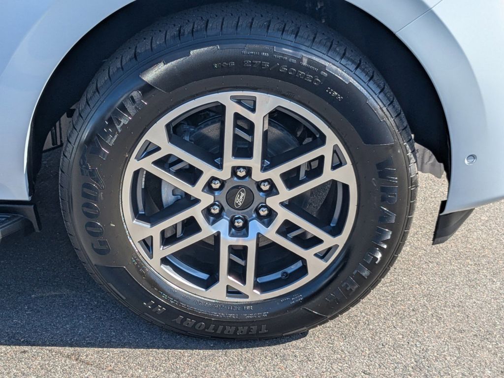 2025 Ford Expedition Active MAX