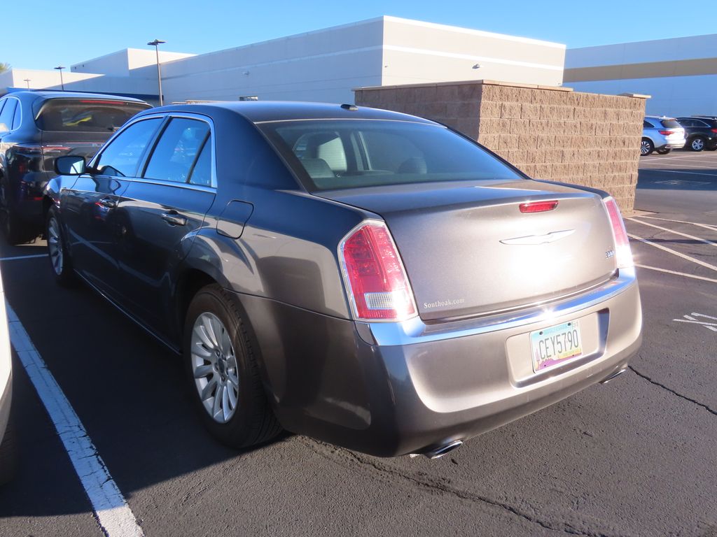 Thumbnail: 2014 Chrysler 300 - 3