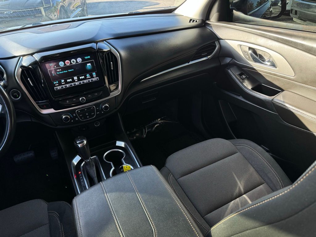 2019 Chevrolet Traverse LT 26