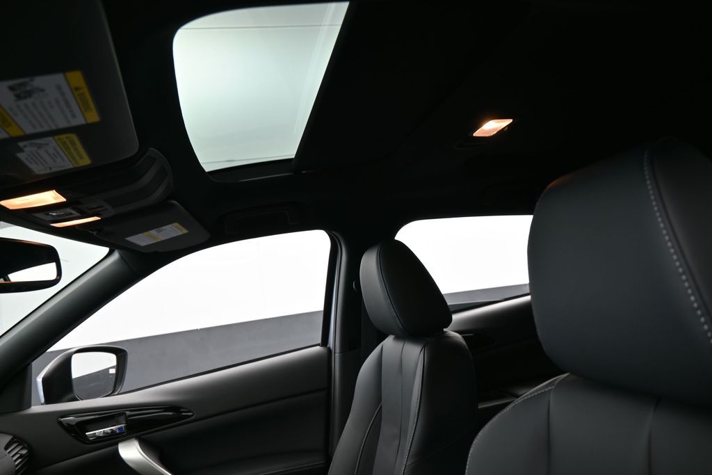 New 2026 Gray Mitsubishi SEL image 11