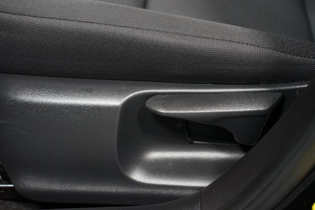 Thumbnail: 2023 Toyota Corolla - 30