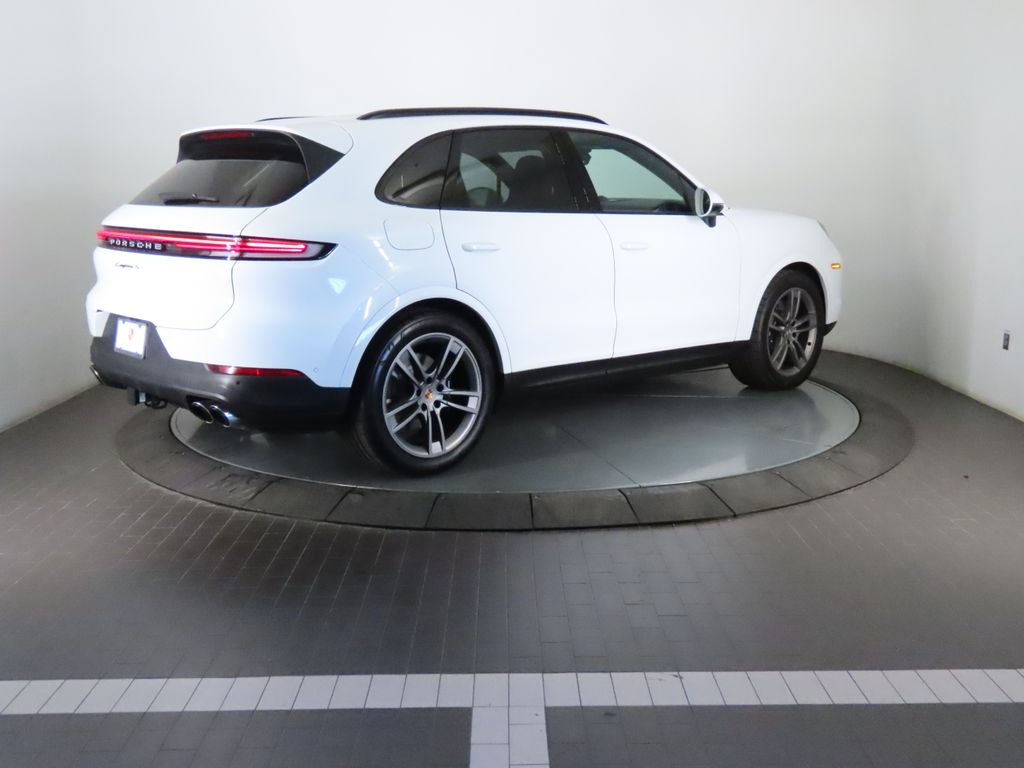 Thumbnail: 2025 Porsche Cayenne - 7