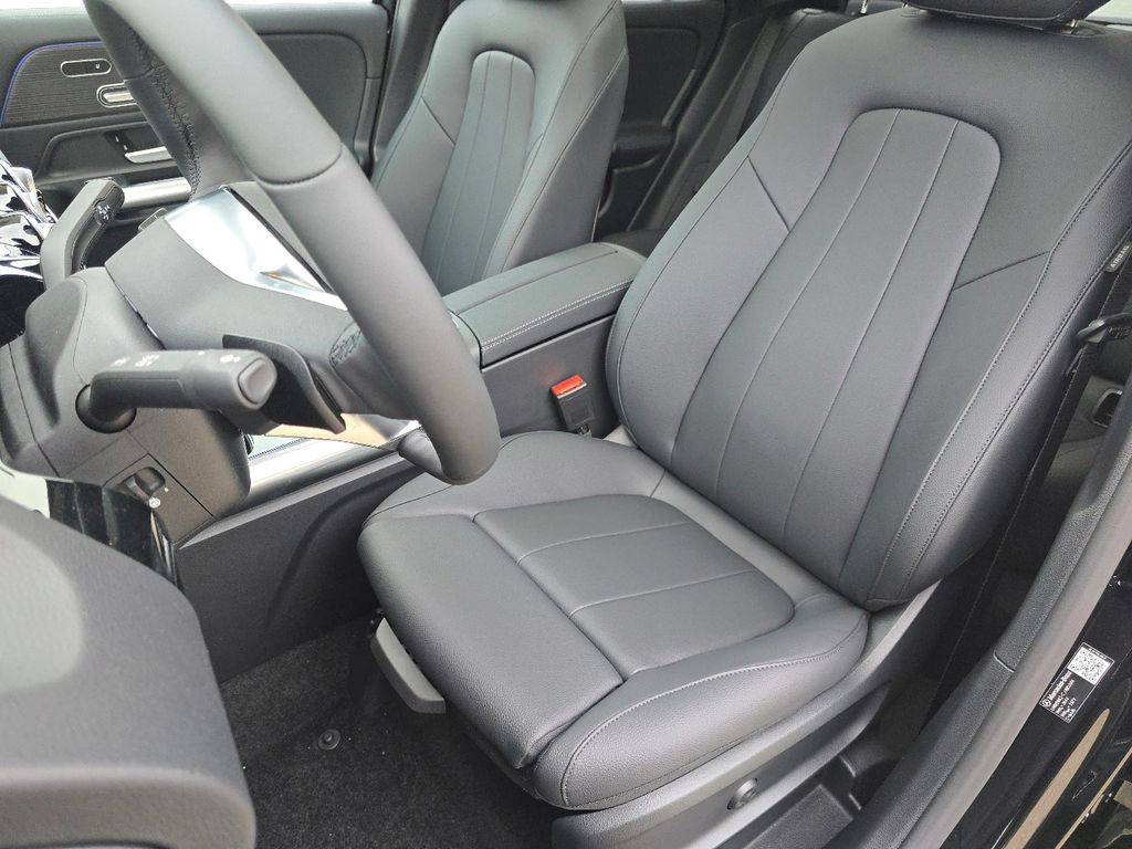 New 2026 Black Mercedes-Benz GLA 250 image 23