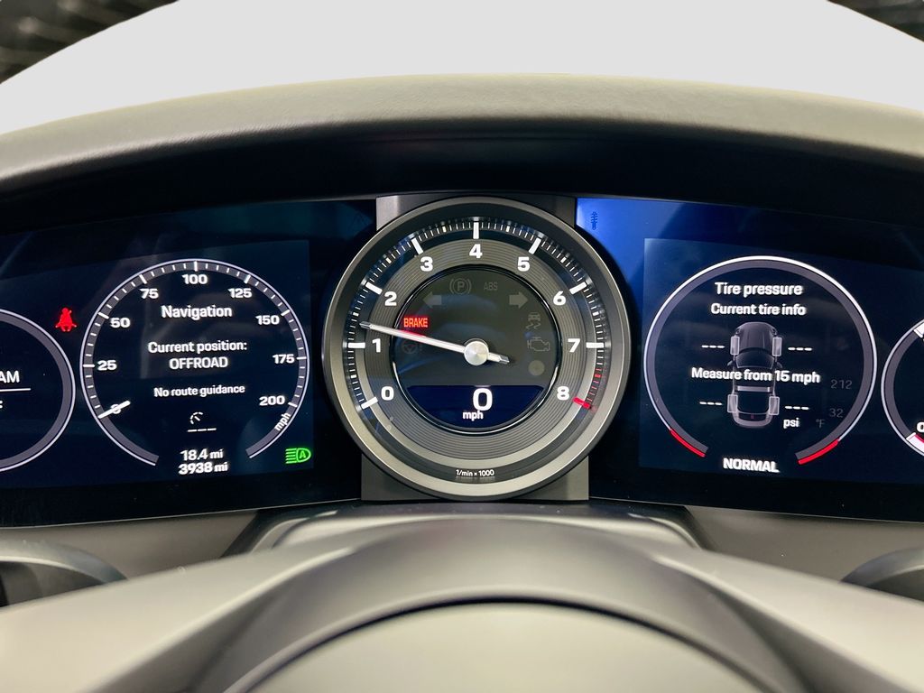 Thumbnail: 2021 Porsche 911 - 31