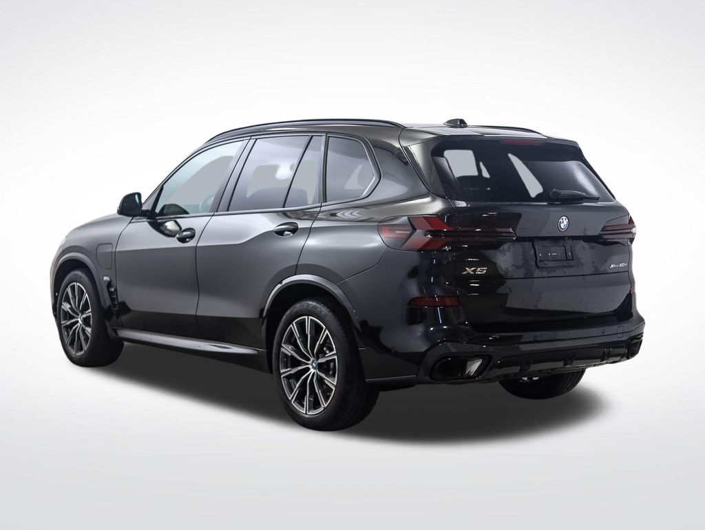 Thumbnail: 2024 BMW X5 - 3
