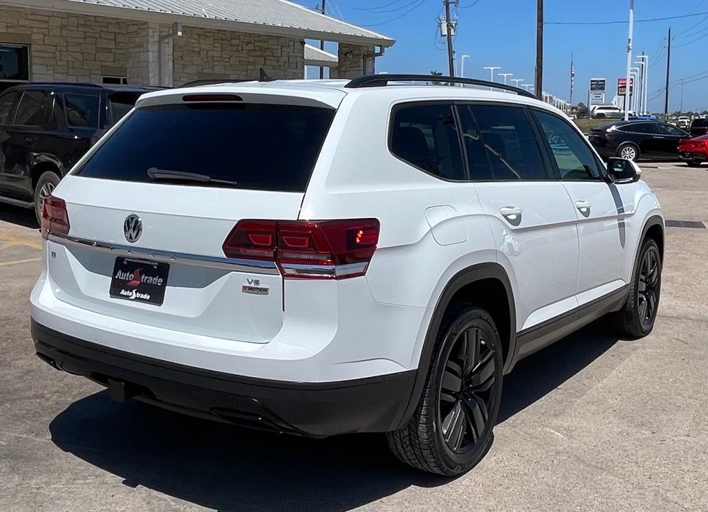 2020 Volkswagen Atlas 3.6L V6 SE White at Community Kia