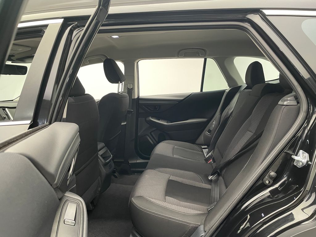 2024 Subaru Outback 2.5i 31