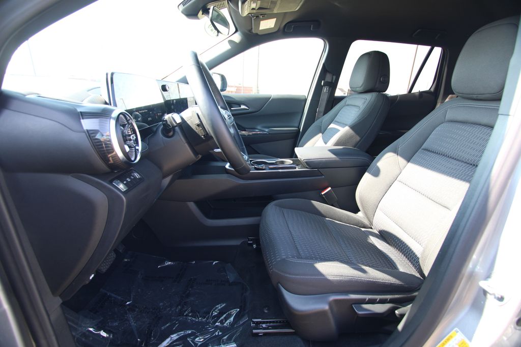 Used 2026 Chevrolet Equinox SUV