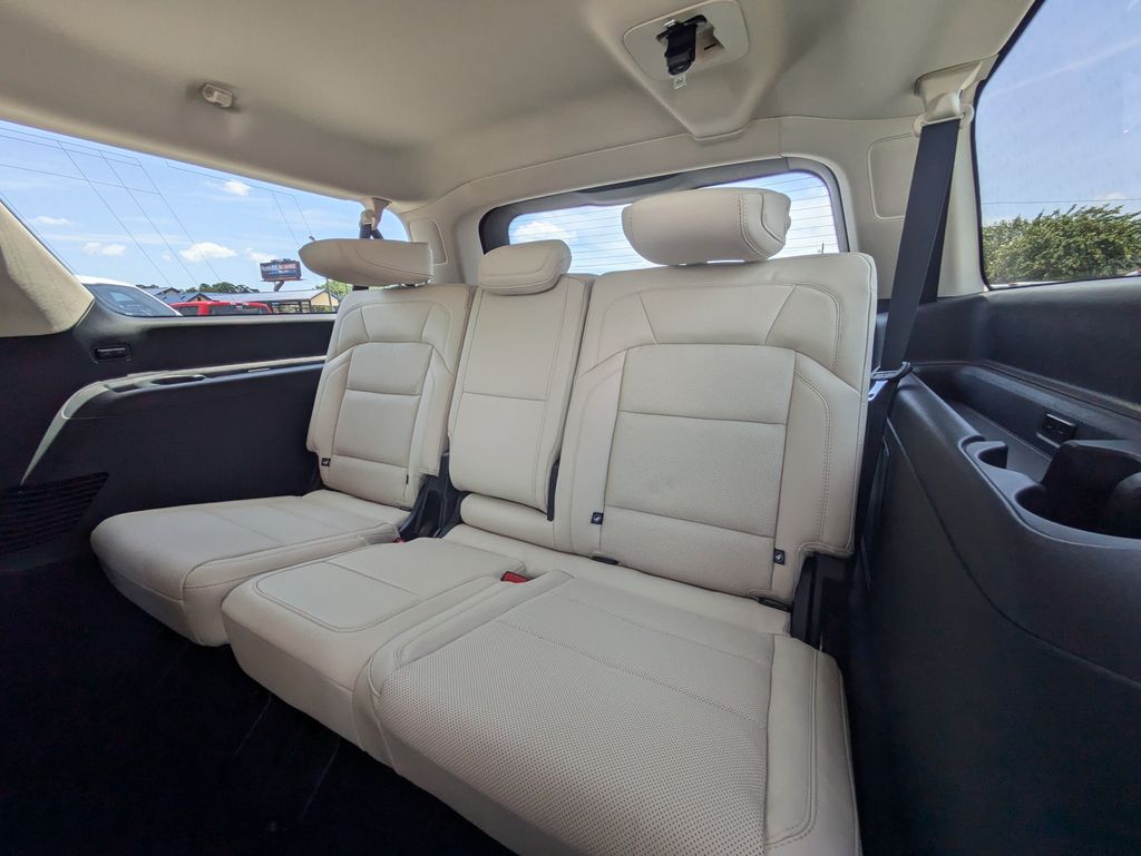 2027 Lincoln Navigator Reserve L