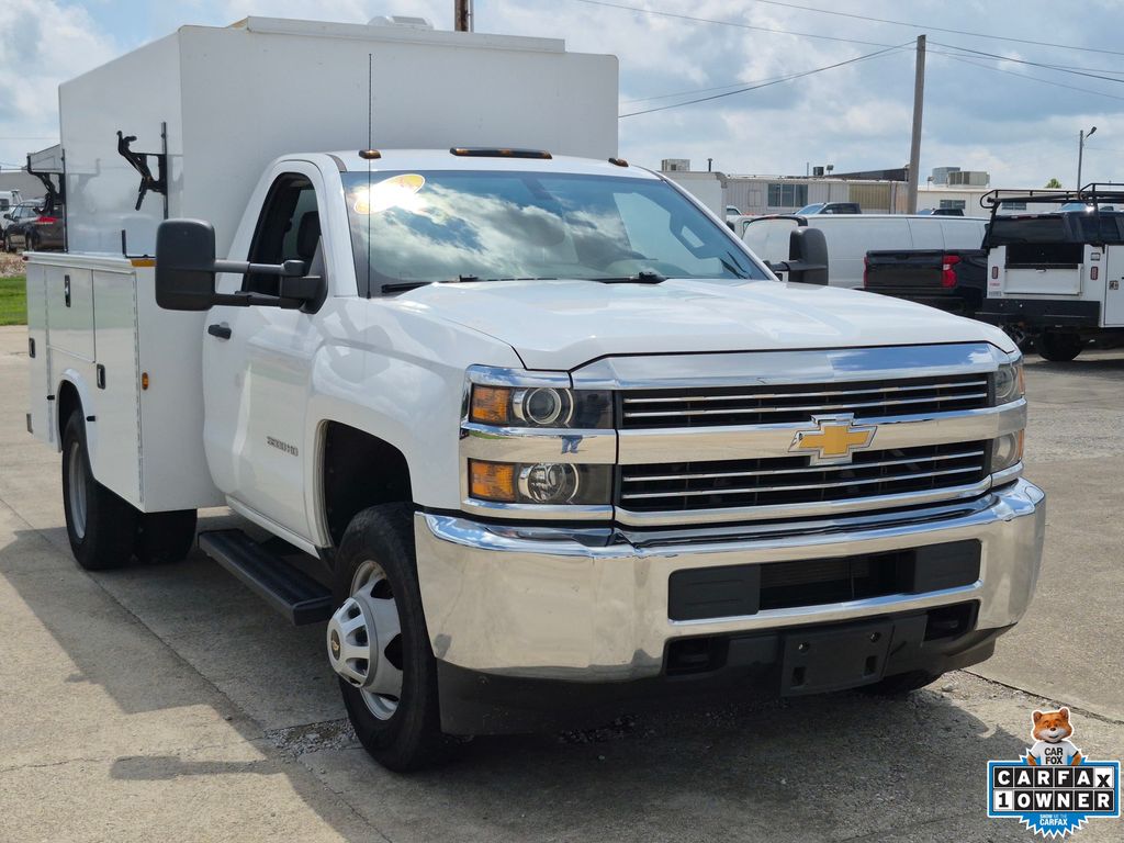 Summit White 2016 Chevrolet Silverado 3500HD Pickup Truck 6-Speed Automatic Overdrive