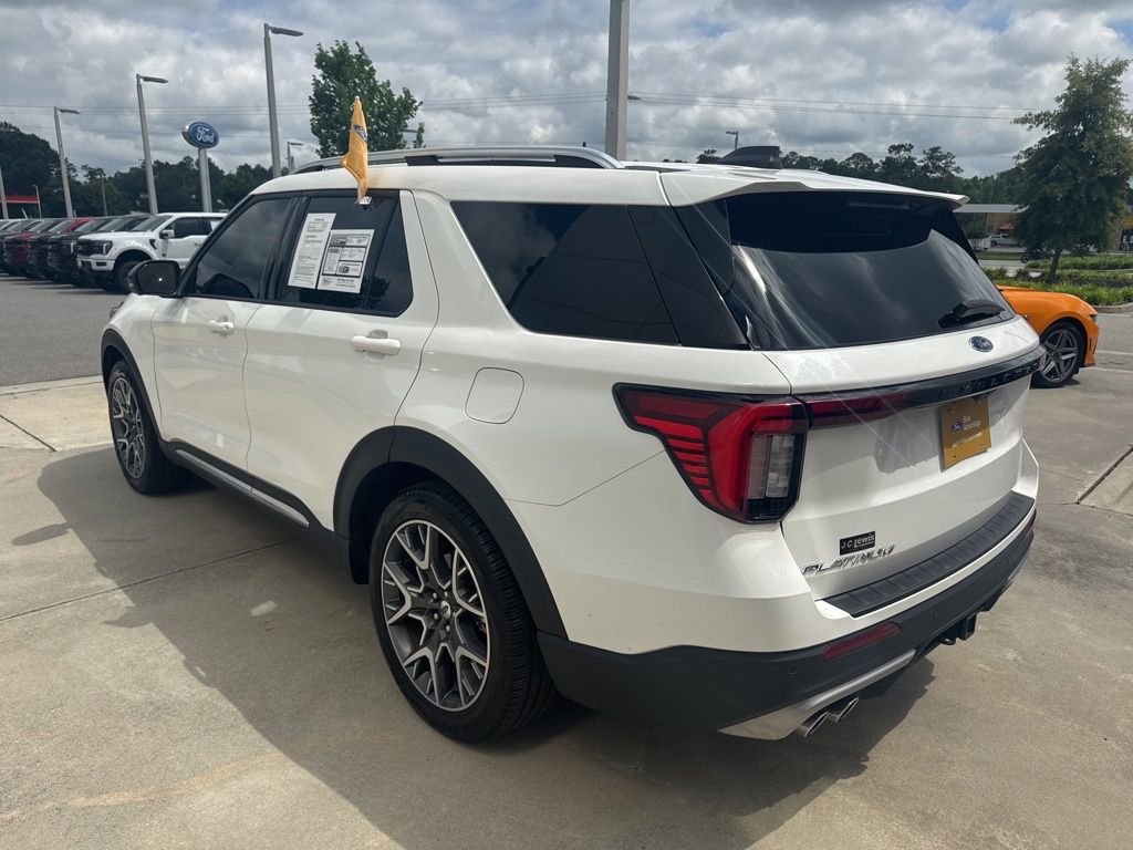 2025 Ford Explorer Platinum