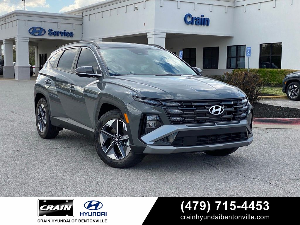 Gray 2026 Hyundai Tucson SEL Premium FWD SUV / Crossover Front-Wheel Drive 8-Speed Automatic