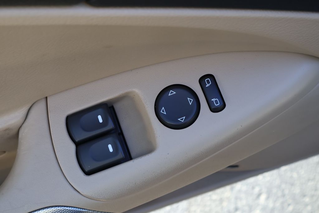 Thumbnail: 2007 Chevrolet Corvette - 17