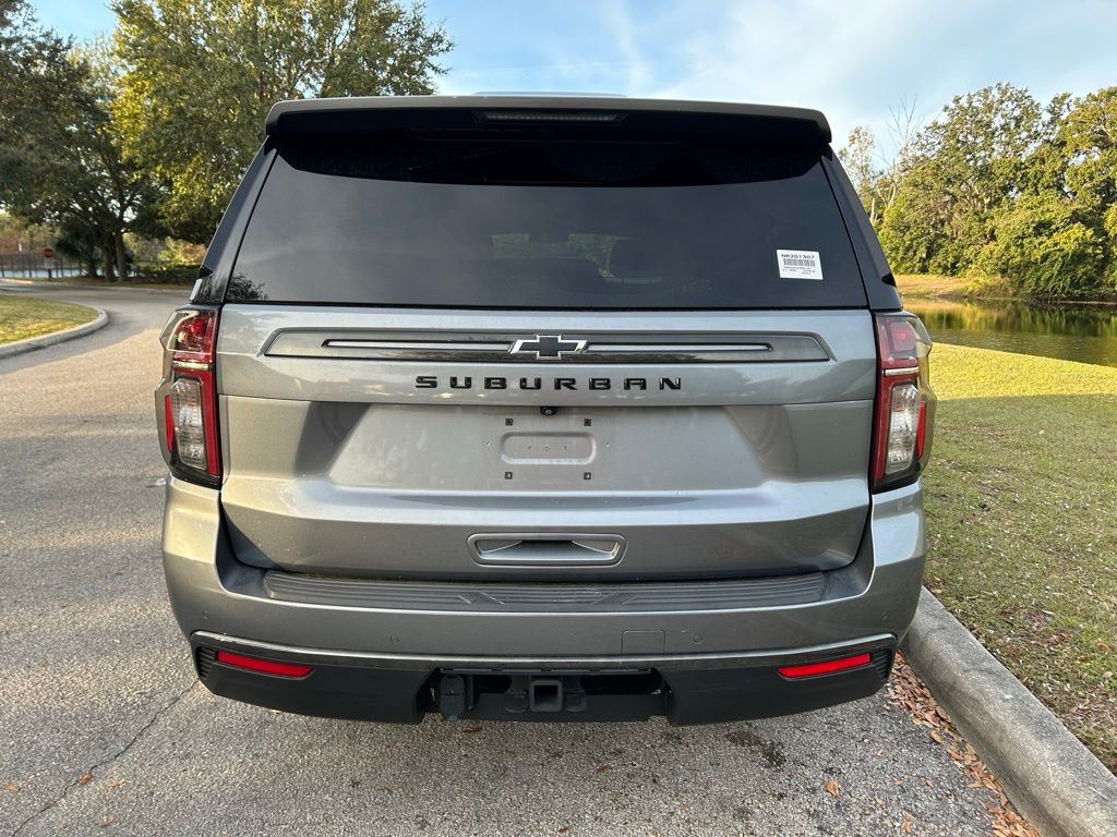 Thumbnail: 2022 Chevrolet Suburban - 4