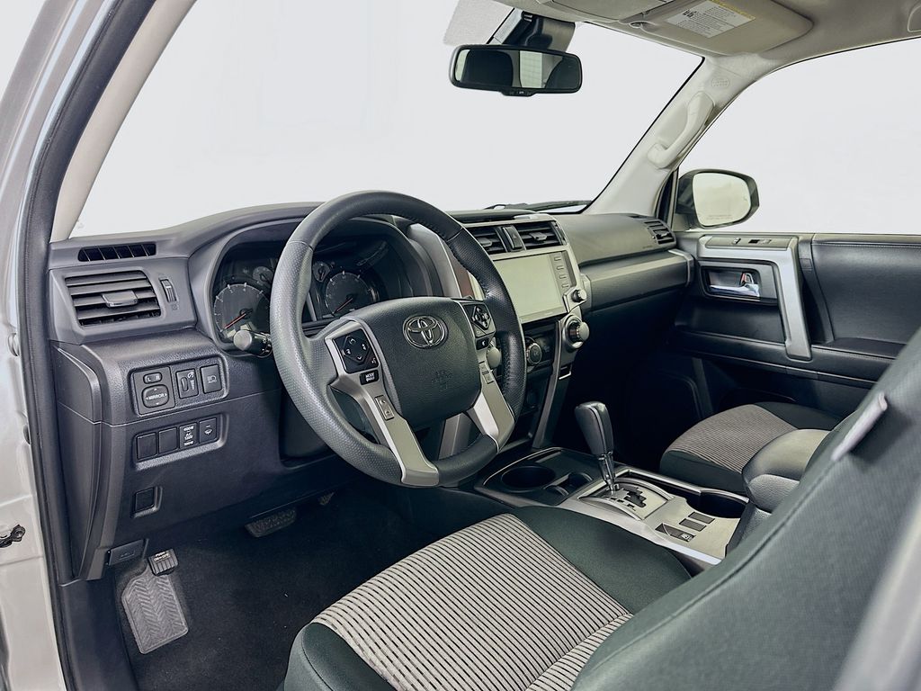 2024 Toyota 4Runner SR5 9