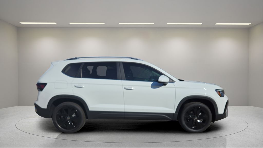 2025 Volkswagen Taos