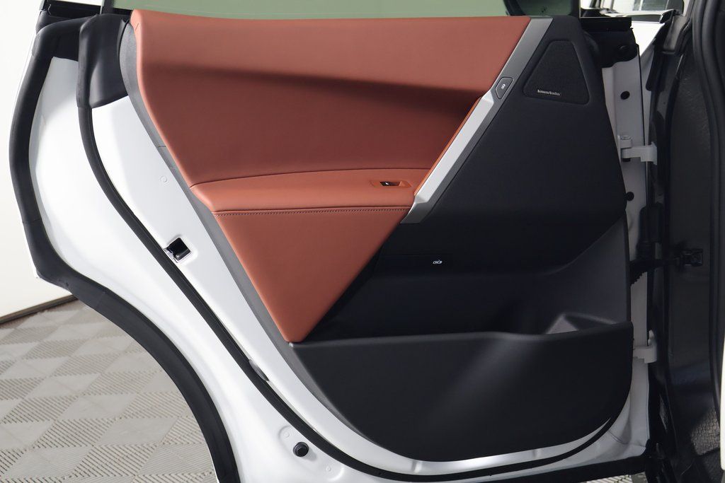 Thumbnail: 2026 BMW iX - 13