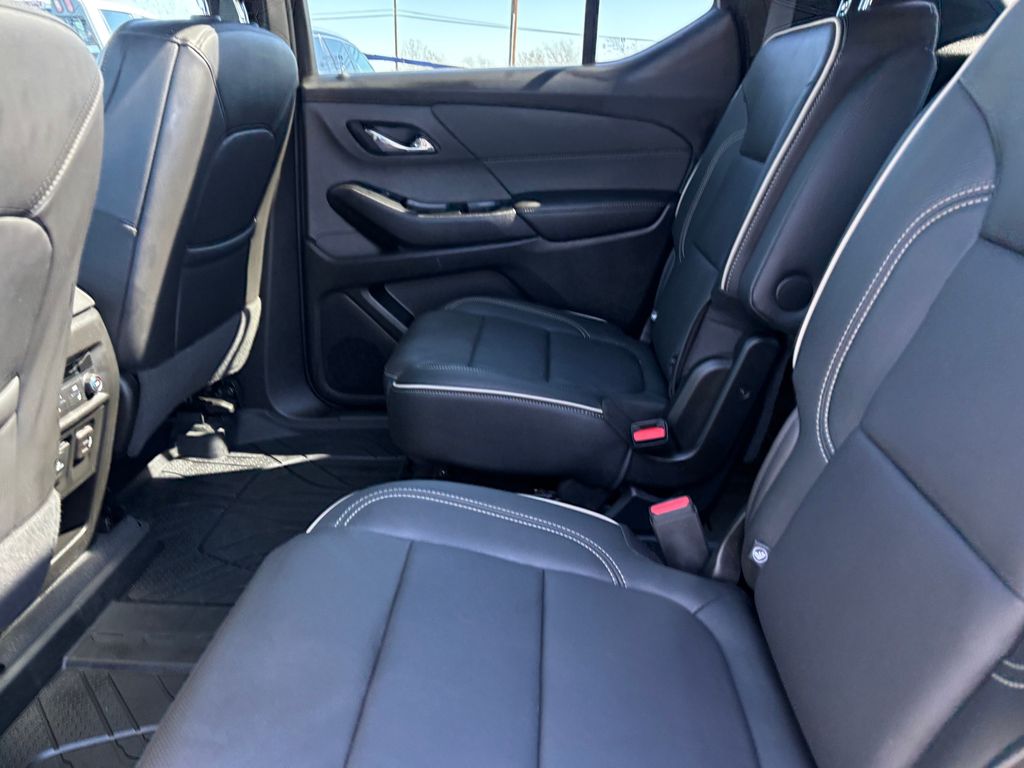Used Car 2023 Chevrolet Traverse  Premier For Sale Under $40,000 In Austin, Texas