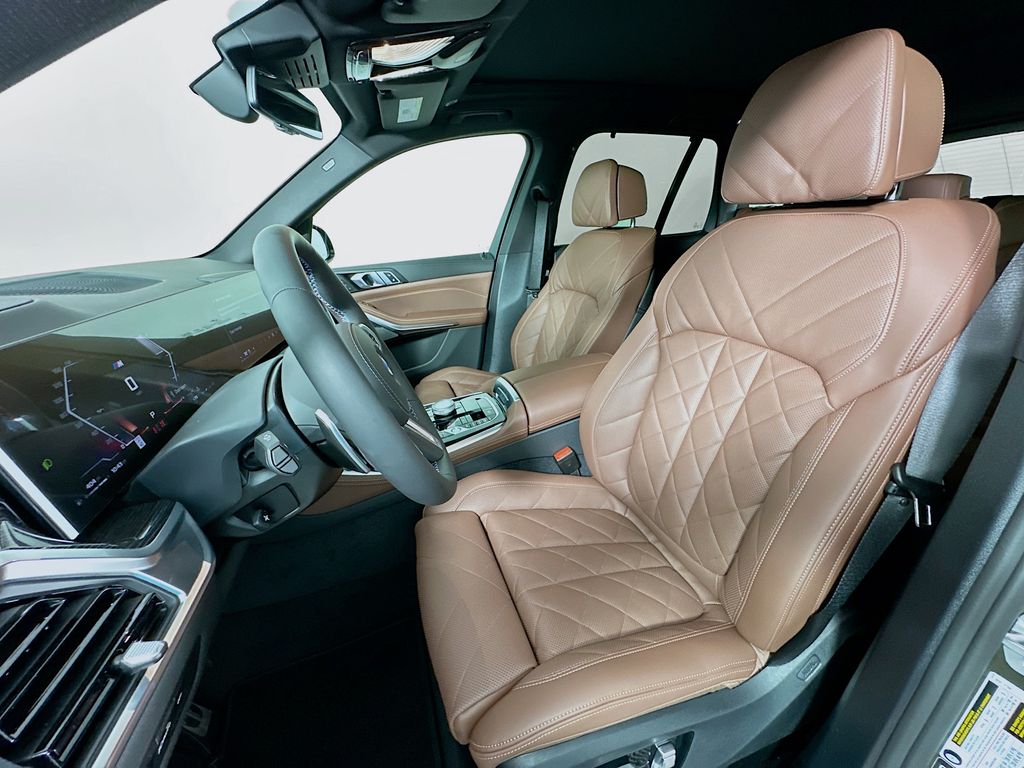 Thumbnail: 2026 BMW X5 - 16