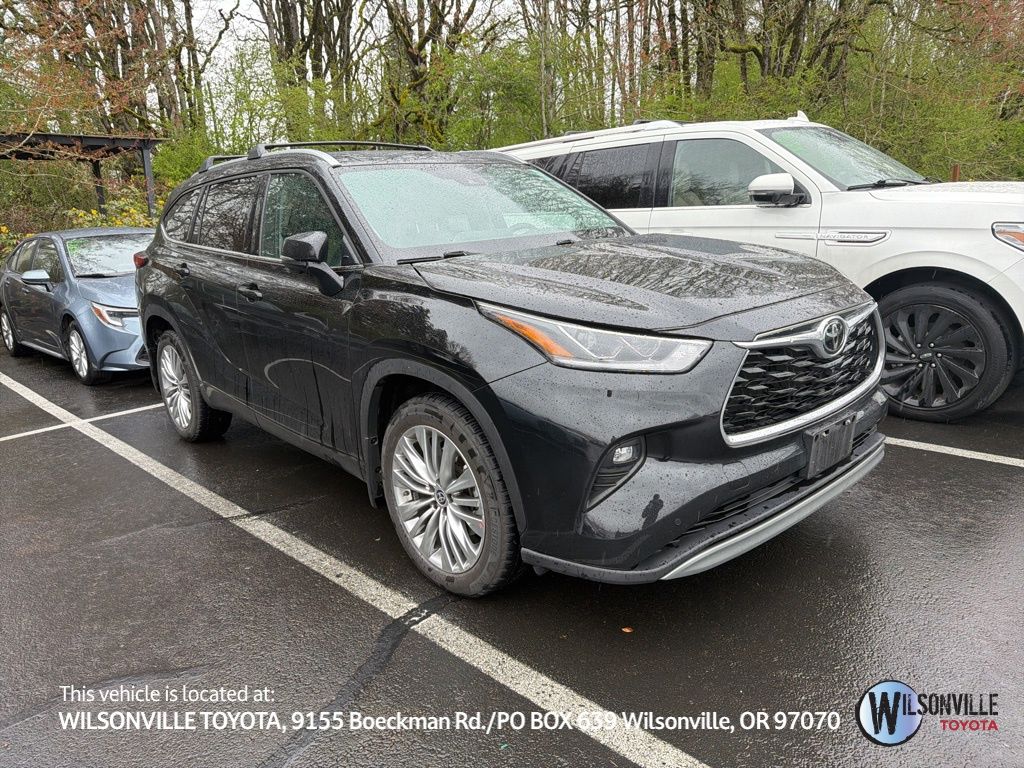 2023 Toyota Highlander Platinum AWD