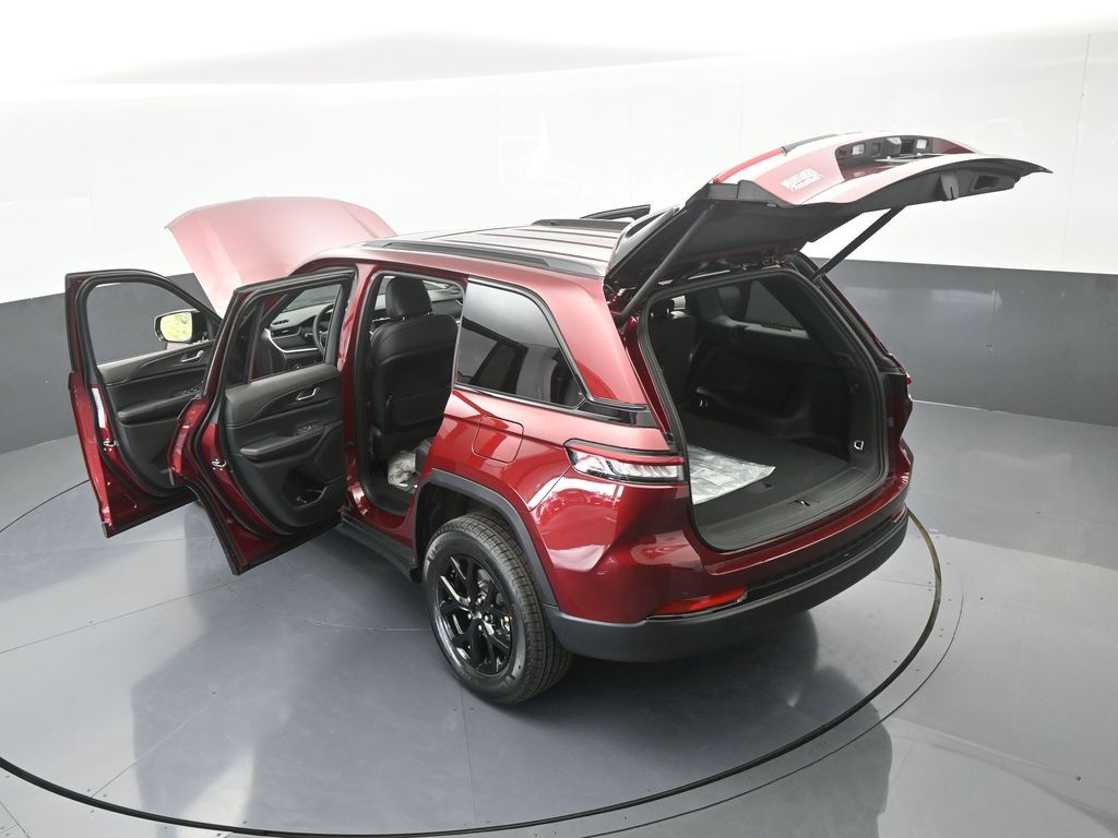 New 2025 Velvet Red Pearlcoat Jeep Altitude X image 60