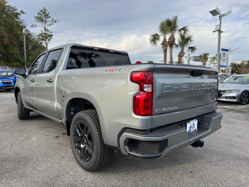 2025 Chevrolet Silverado 1500 Custom 6