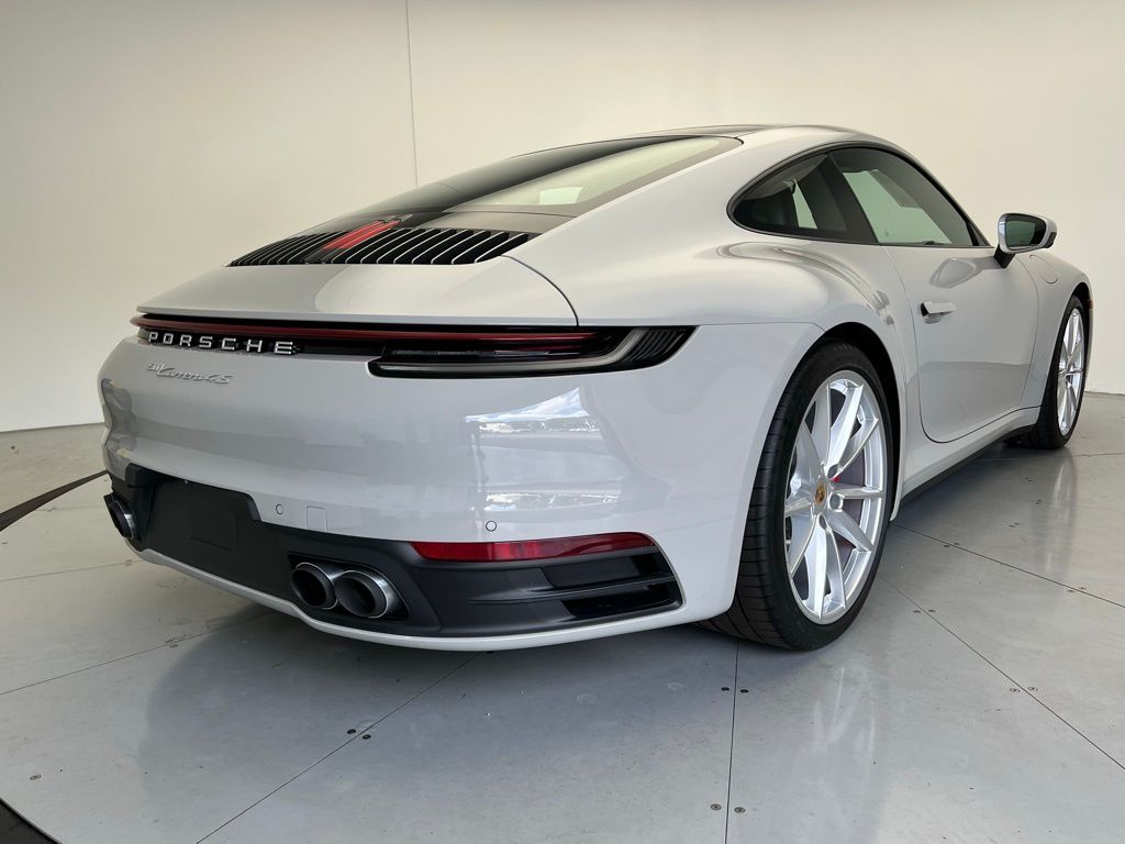 Thumbnail: 2024 Porsche 911 - 22