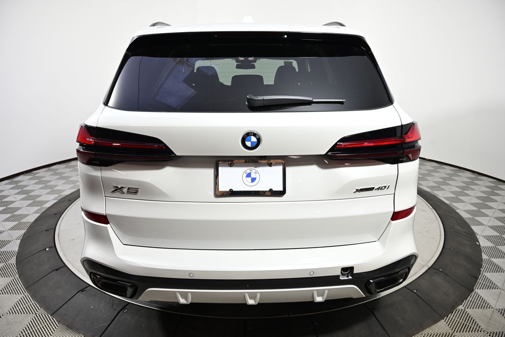 Thumbnail: 2026 BMW X5 - 4