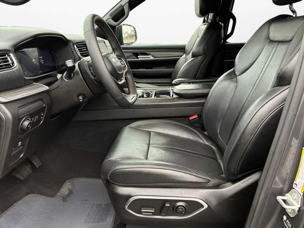 Used Car 2024 Jeep Wagoneer L  Series Ii For Sale Under $40,000 In Austin, Texas