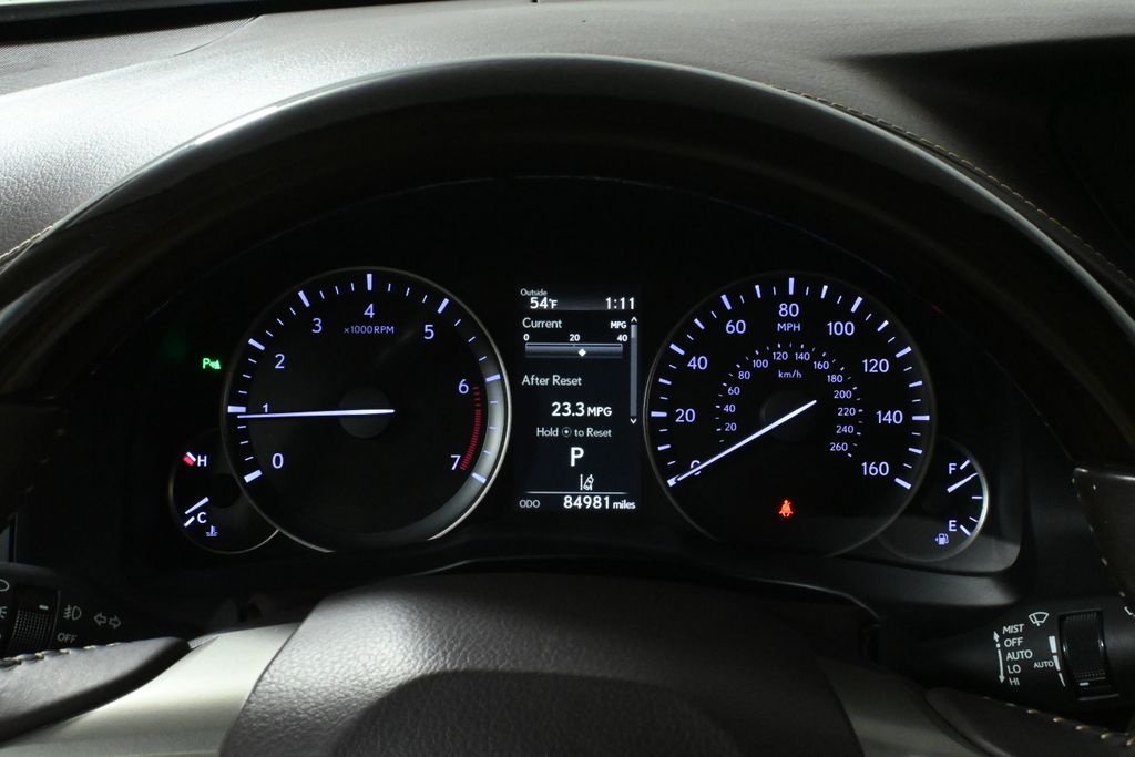 Thumbnail: 2018 Lexus ES - 20